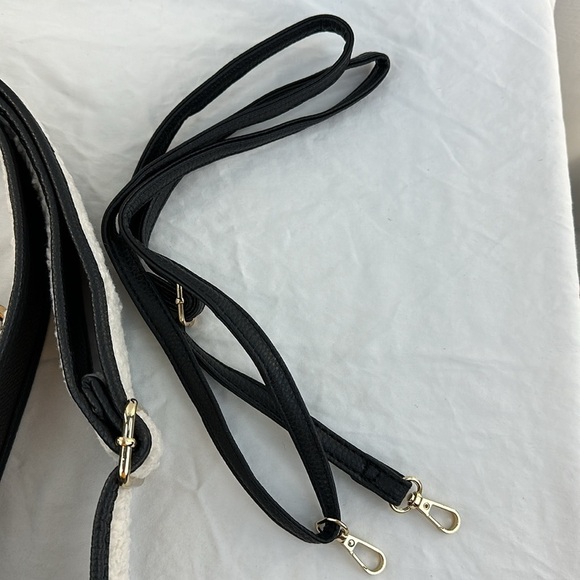 NWT Kedzie Sherpa Phone Bag - Picture 4 of 10